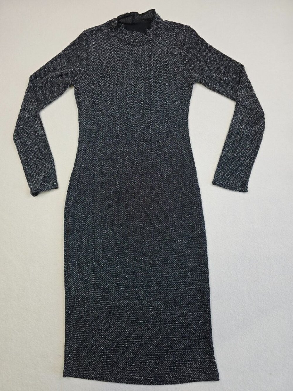 Long Sleeve Metallic Stretch Knit Dress Medium Cocktail Party Holiday Bodycon